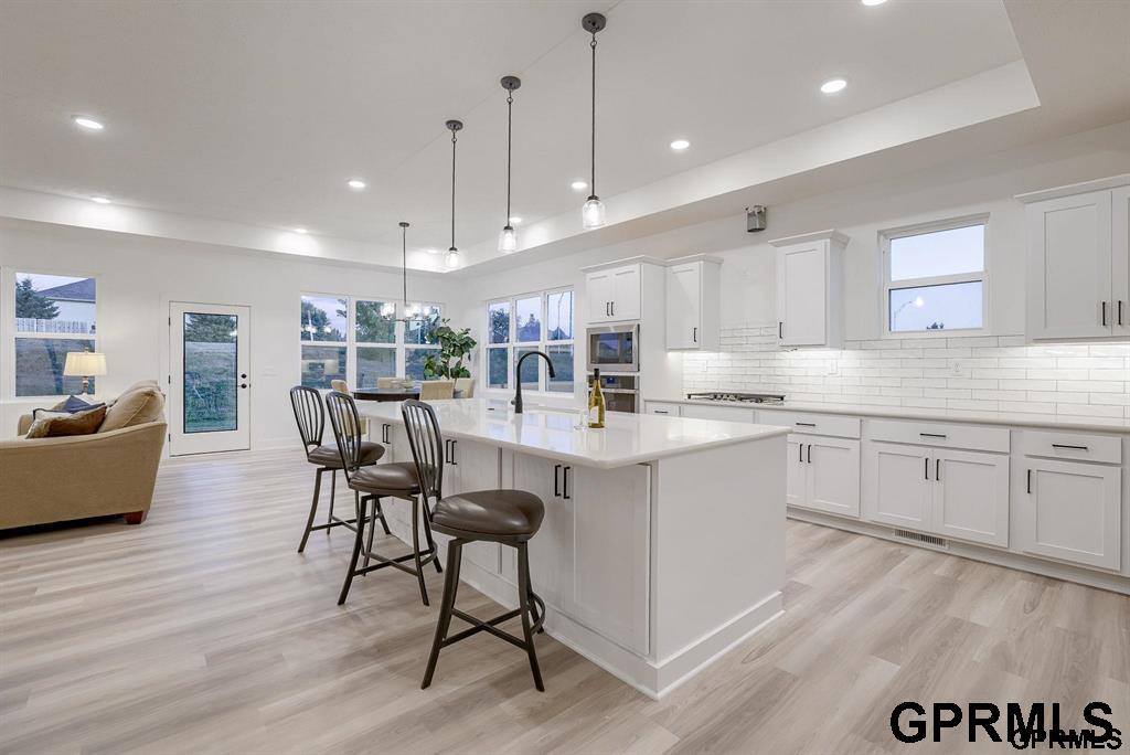 10209 South 180 Avenue Circle, Omaha, NE 68136