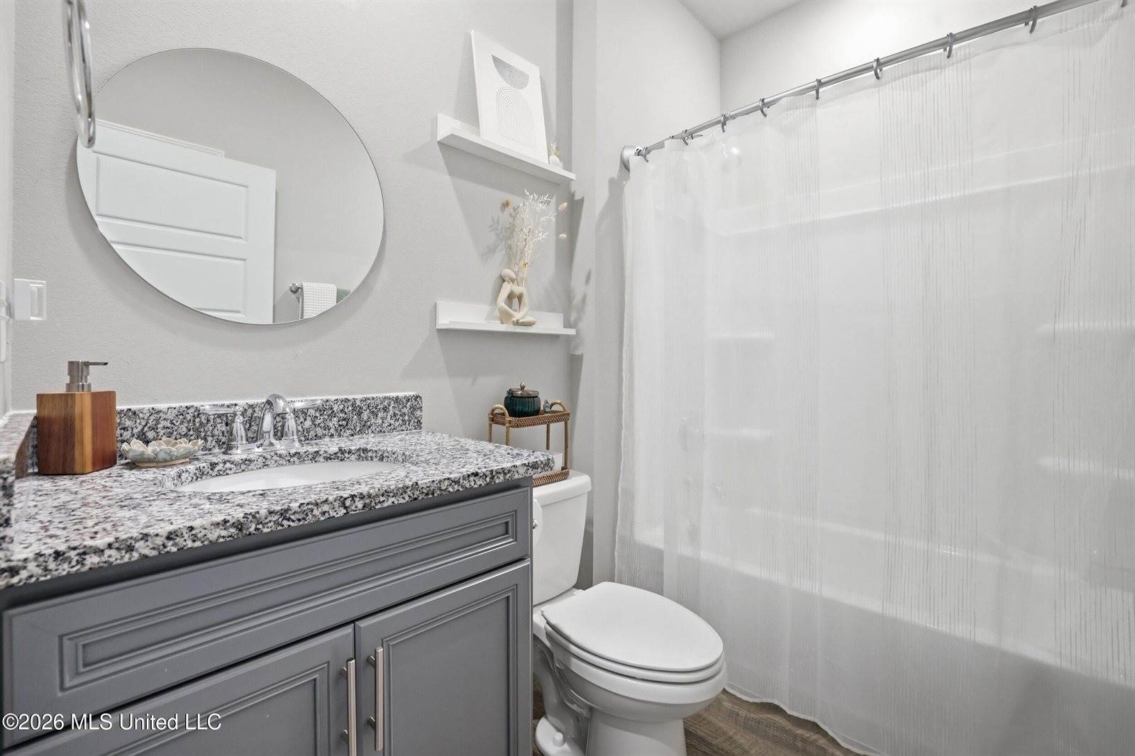 5495 Overland Drive, Biloxi, MS 39532