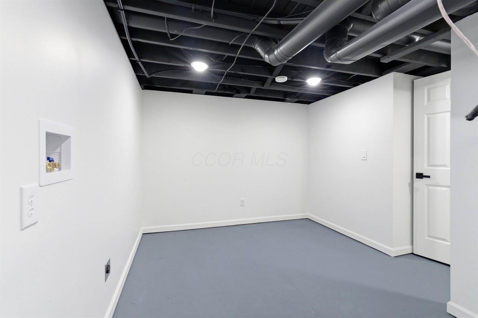 978 East North Broadway Street, Columbus, OH 43224