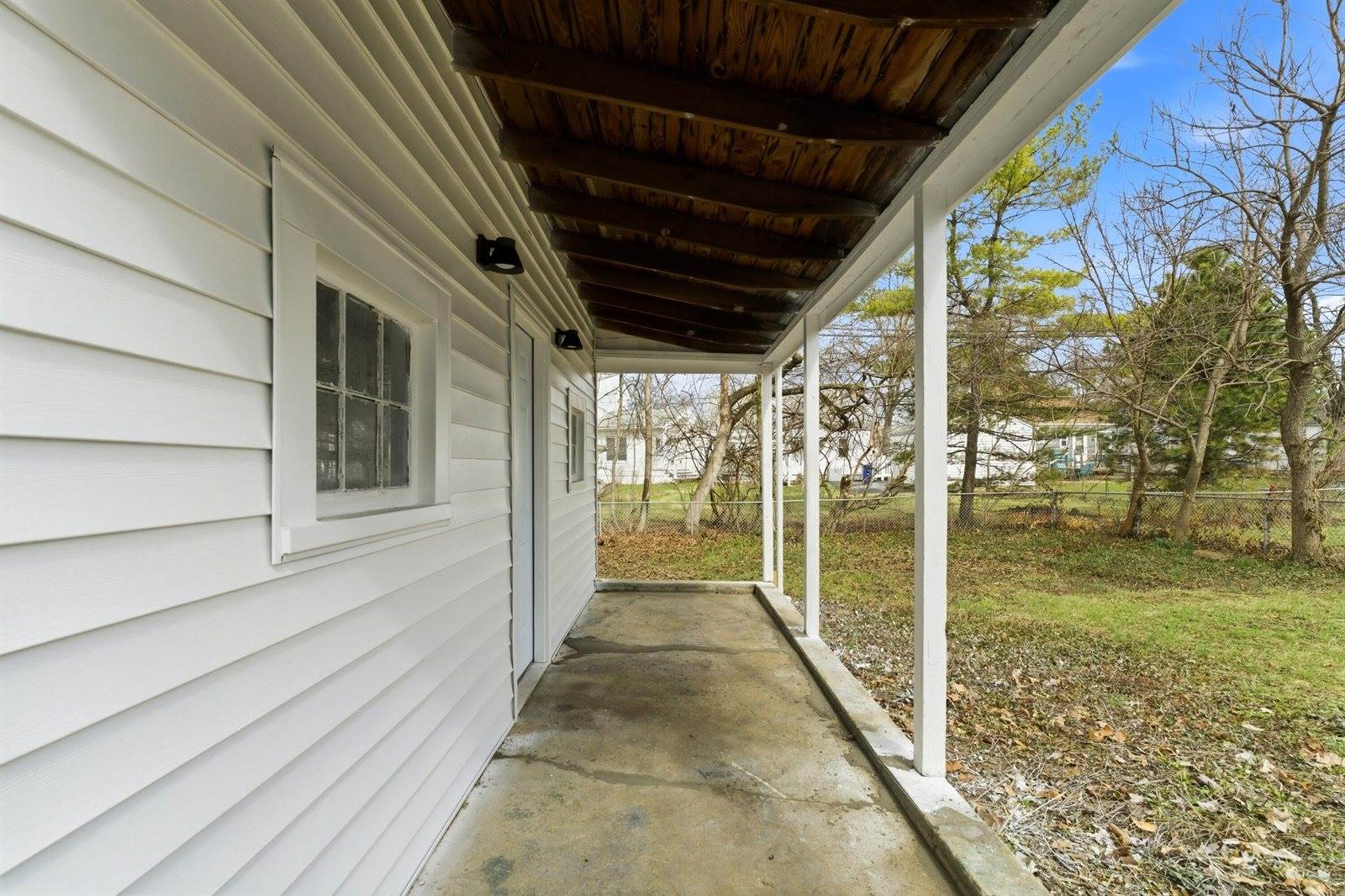 978 East North Broadway Street, Columbus, OH 43224