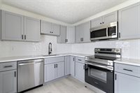 978 East North Broadway Street, Columbus, OH 43224