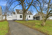 978 East North Broadway Street, Columbus, OH 43224