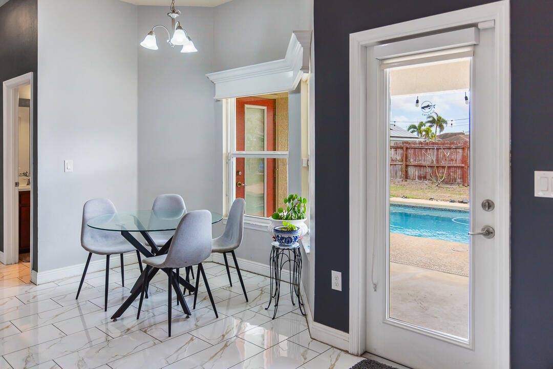 4633 SW Junietta Terrace, Port Saint Lucie, FL 34953