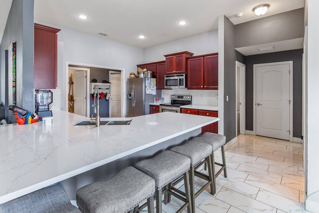 4633 SW Junietta Terrace, Port Saint Lucie, FL 34953