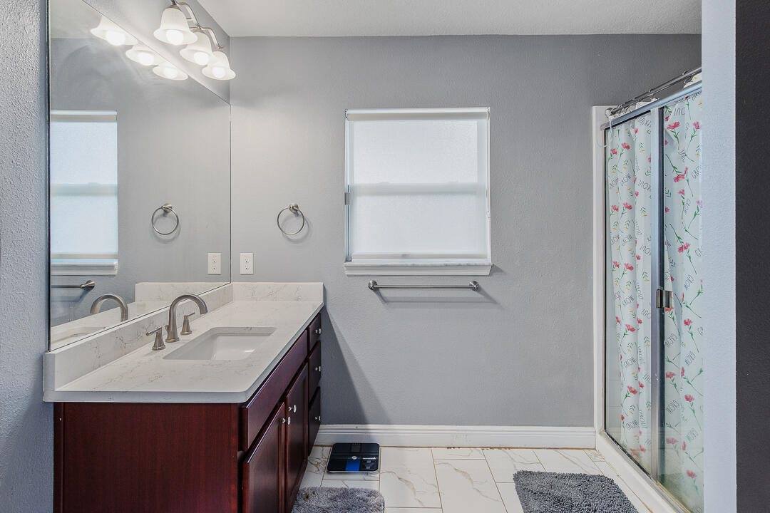 4633 SW Junietta Terrace, Port Saint Lucie, FL 34953