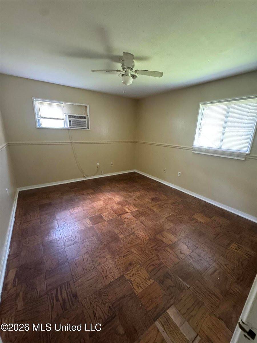3038 Lakewood Drive, Jackson, MS 39212