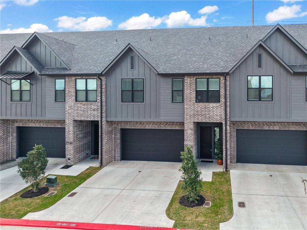 2944 Huffman Way, College Station, TX 77840