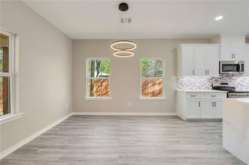 1612 Robeson Street, Bryan, TX 77803