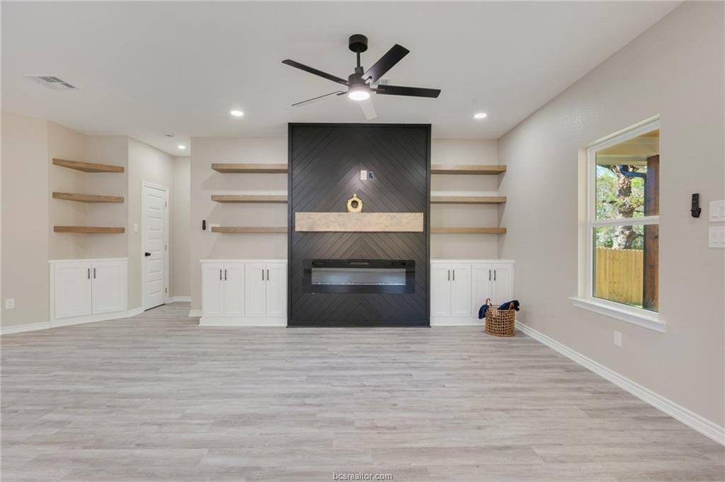 1612 Robeson Street, Bryan, TX 77803