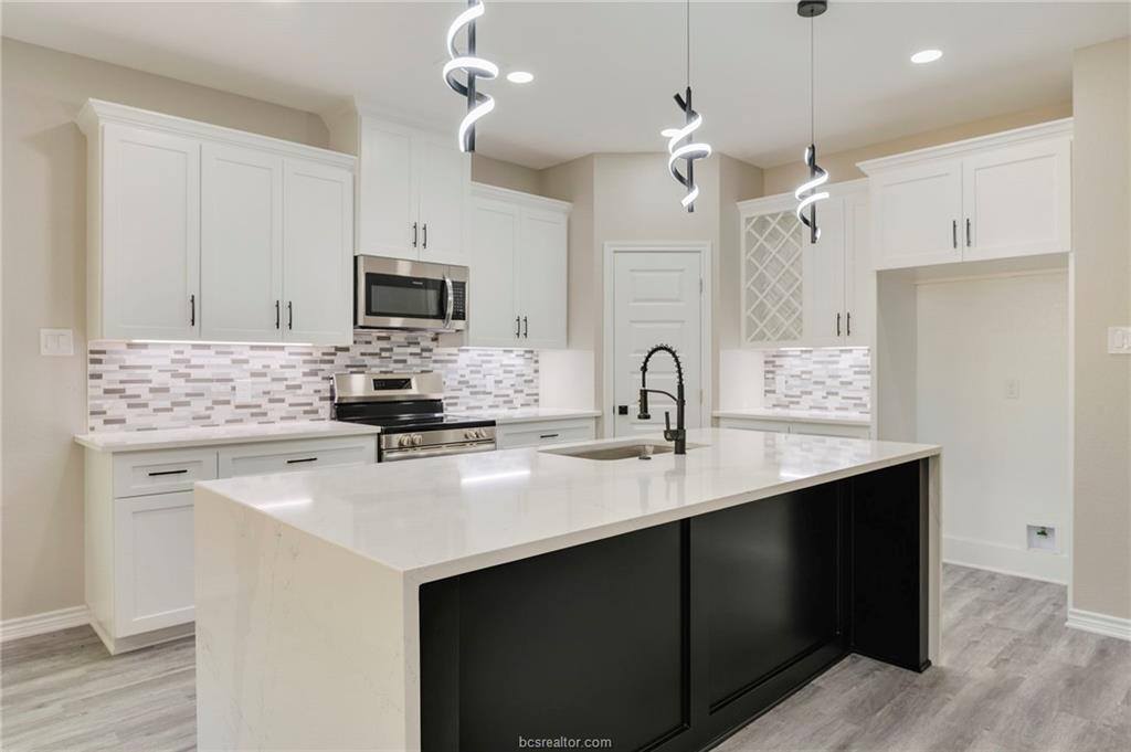 1612 Robeson Street, Bryan, TX 77803