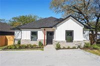 1612 Robeson Street, Bryan, TX 77803