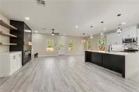 1612 Robeson Street, Bryan, TX 77803