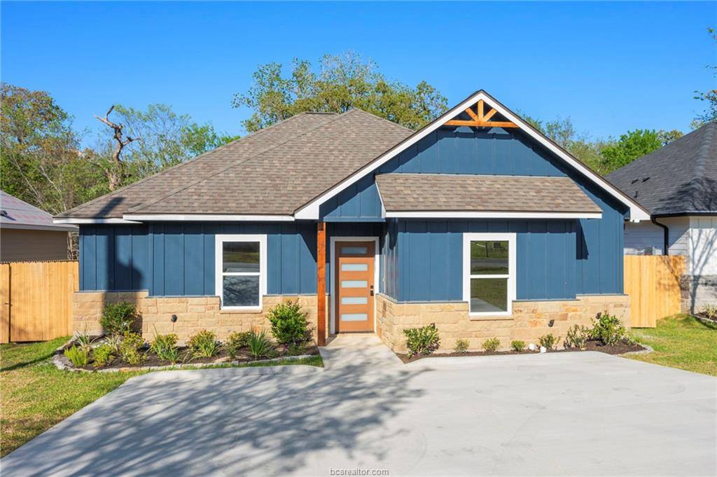 1614 Robeson Street, Bryan, TX 77803