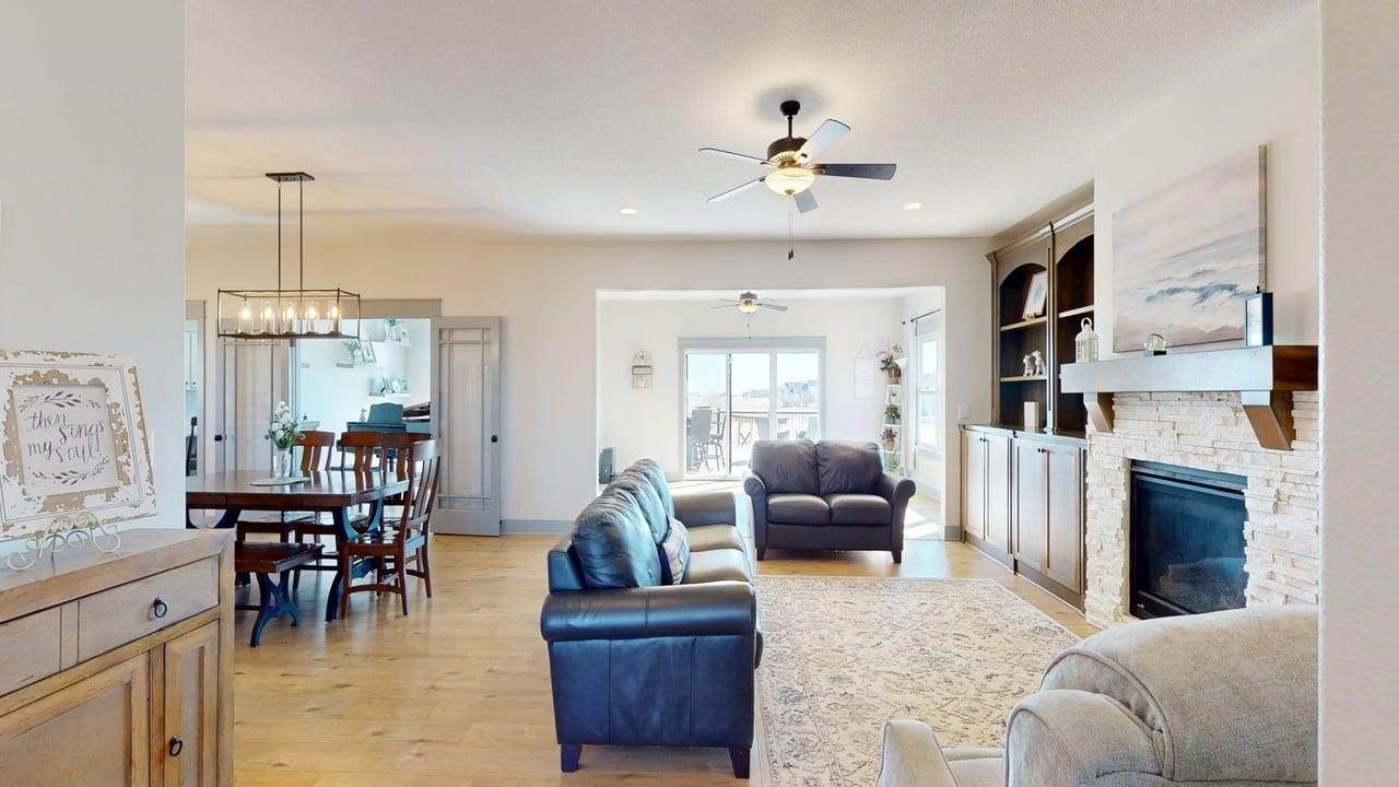 1115 Pleasant Street NE, Bondurant, IA 50035