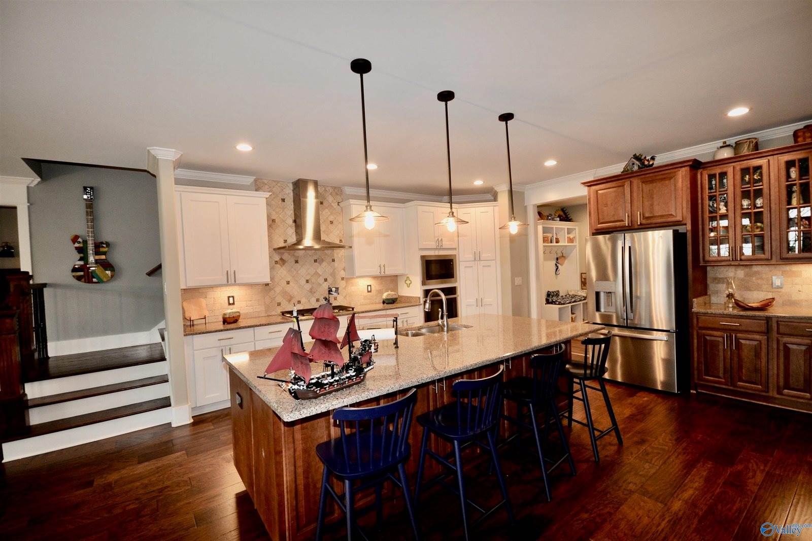 25 Ridge Bluff Circle SE, Huntsville, AL 35803