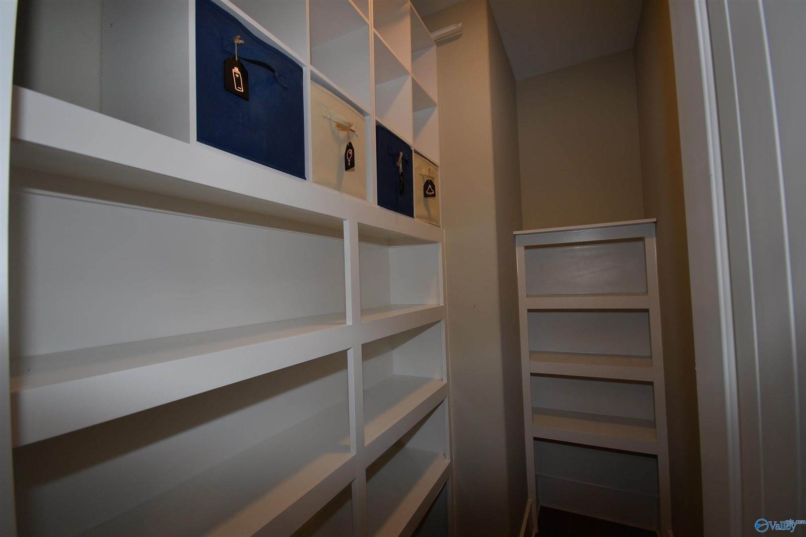 25 Ridge Bluff Circle SE, Huntsville, AL 35803