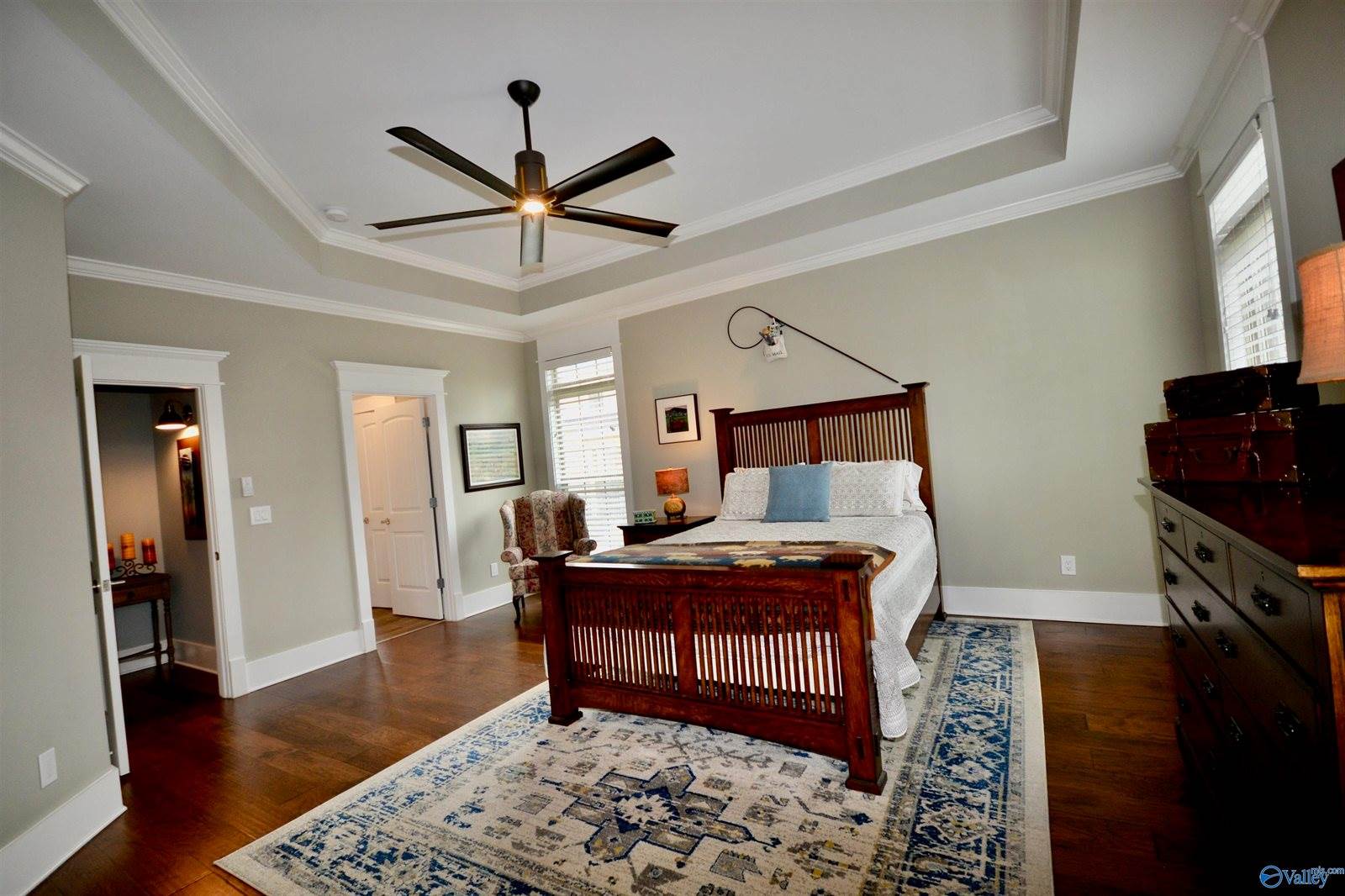 25 Ridge Bluff Circle SE, Huntsville, AL 35803