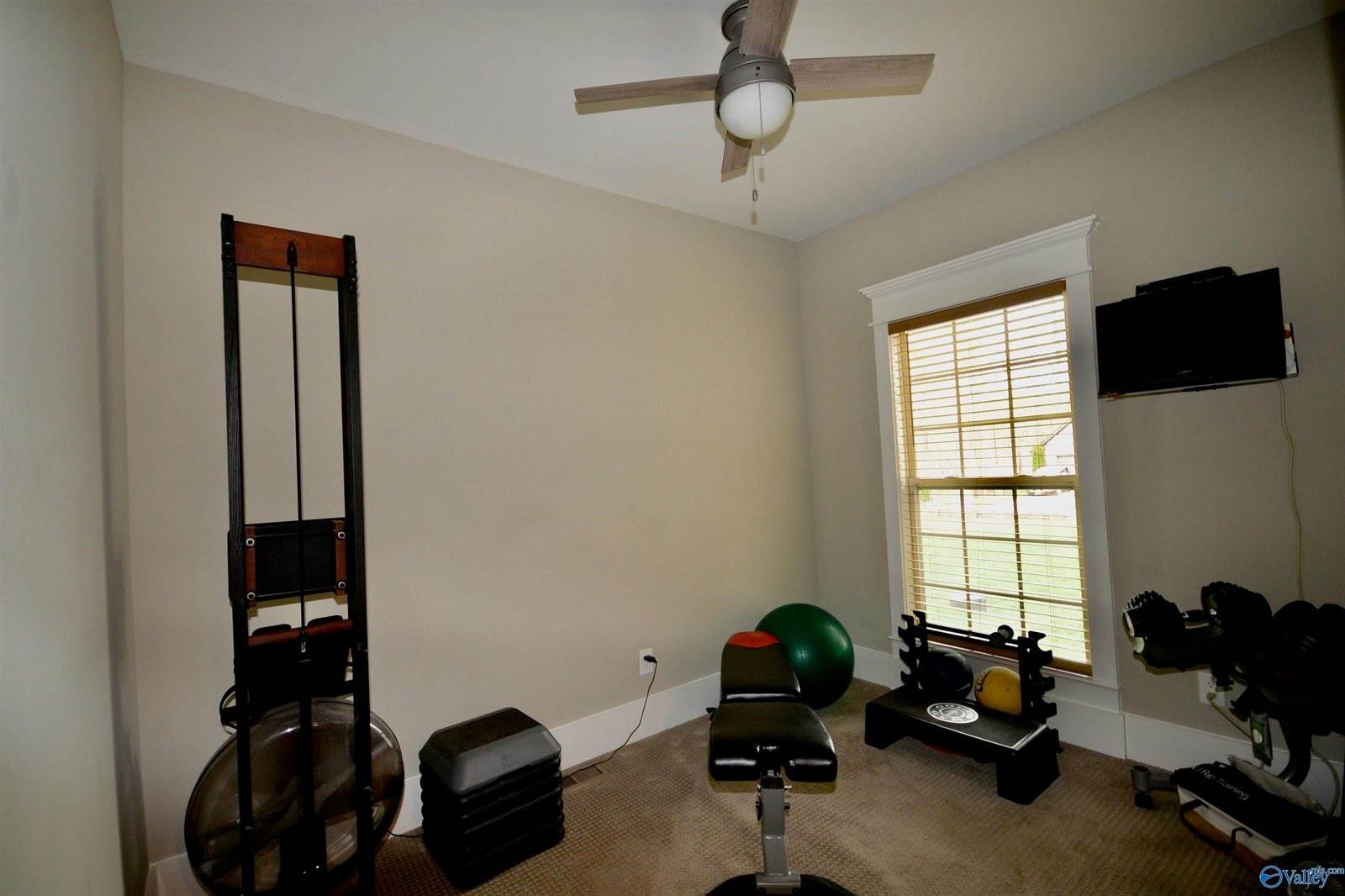 25 Ridge Bluff Circle SE, Huntsville, AL 35803