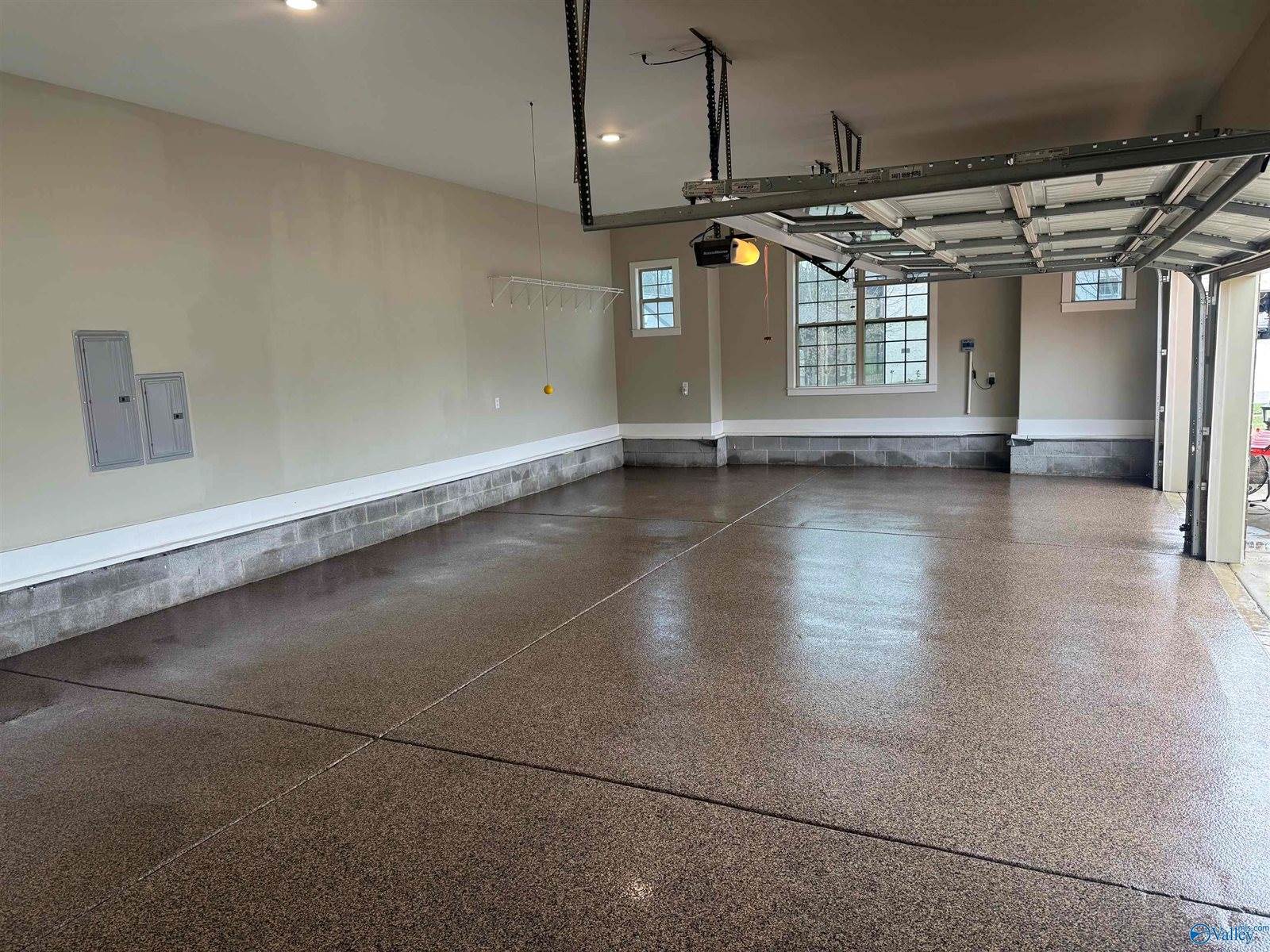 25 Ridge Bluff Circle SE, Huntsville, AL 35803