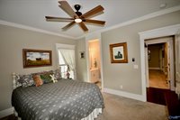 25 Ridge Bluff Circle SE, Huntsville, AL 35803