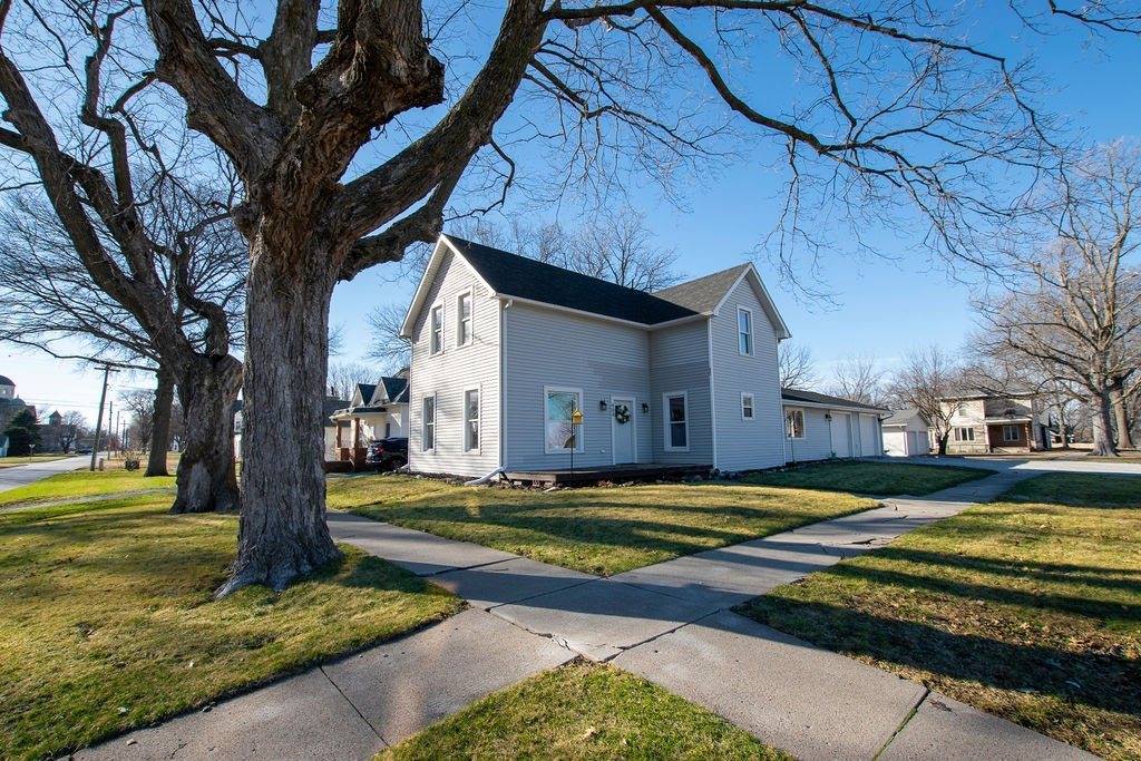 404 North Sherman Street, Stuart, IA 50250