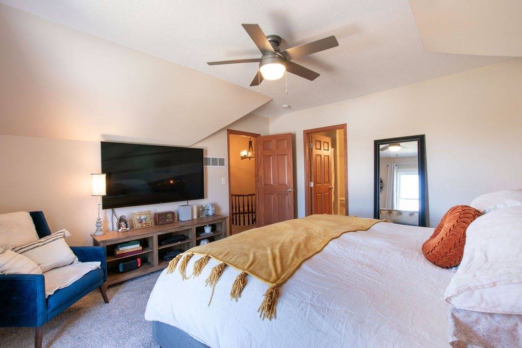 404 North Sherman Street, Stuart, IA 50250