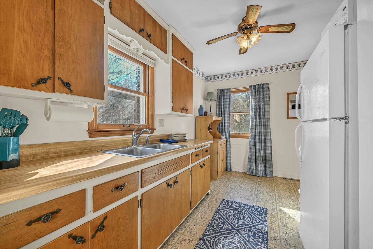 N6997 Oakwood ROAD, Whitewater, WI 53190