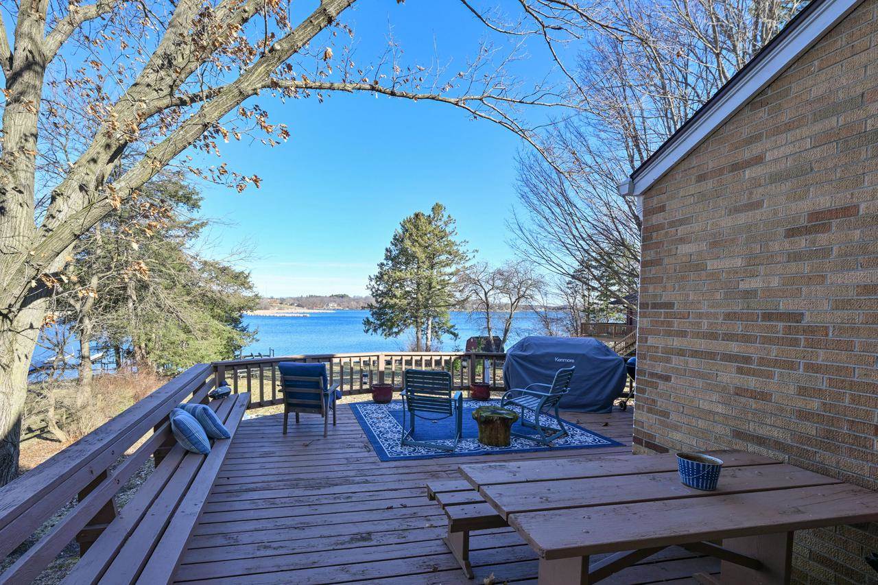 N6997 Oakwood ROAD, Whitewater, WI 53190