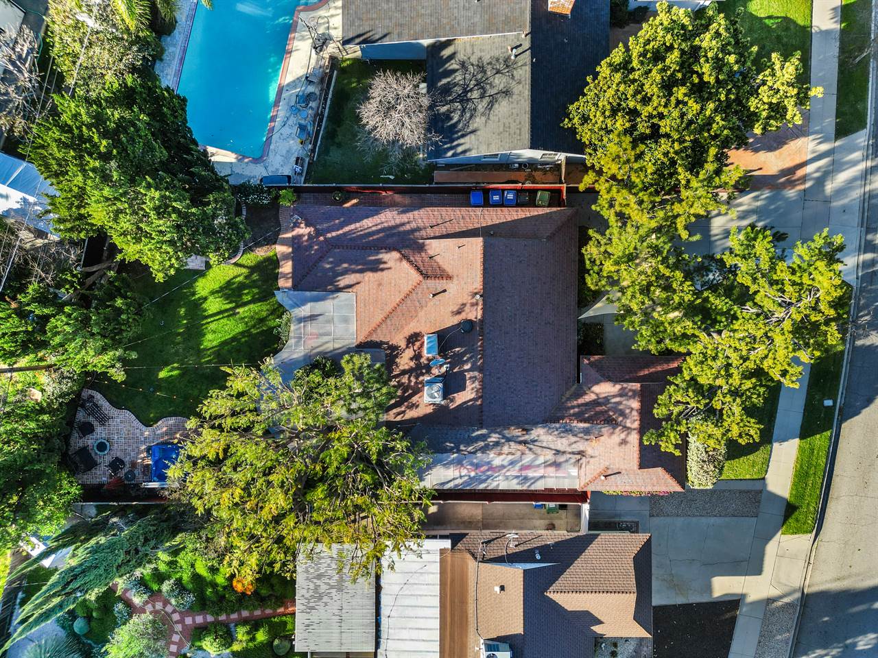 7819 Encino Ave., Northridge, CA 91325