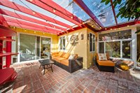 7819 Encino Ave., Northridge, CA 91325