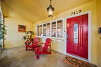 7819 Encino Ave., Northridge, CA 91325