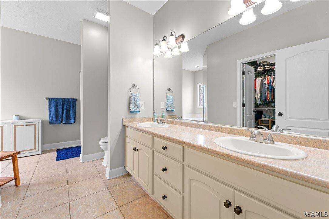 7713 The Terrace Parkway, Northport, AL 35473