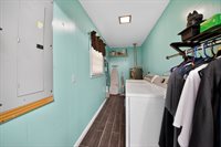 202 Pine Hill Dr, Waverly, TN 37185