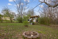 202 Pine Hill Dr, Waverly, TN 37185