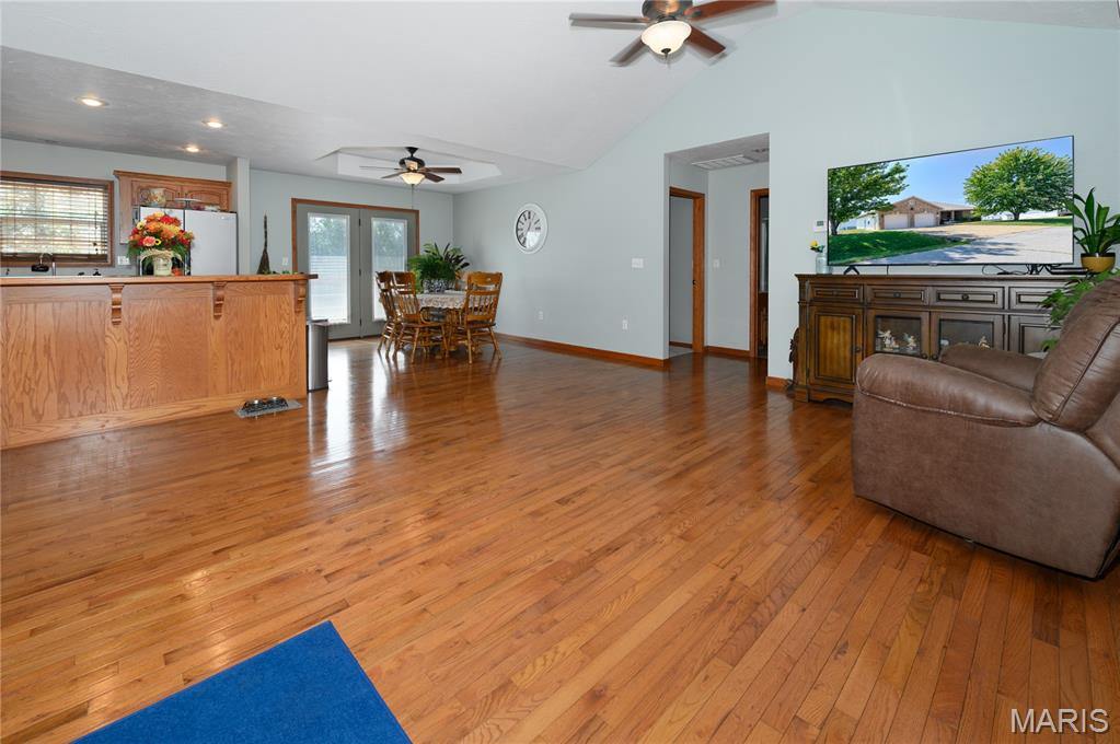 19257 Lambert Lane, Waynesville, MO 65583