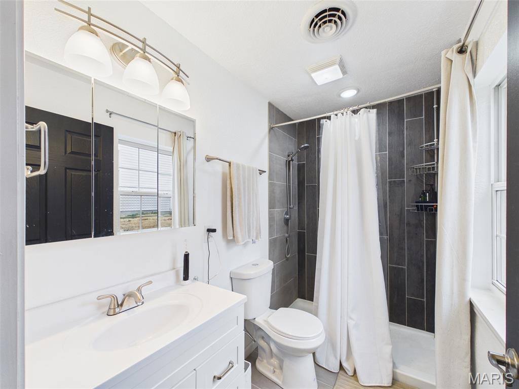 205 North Waller Street, Crocker, MO 65452