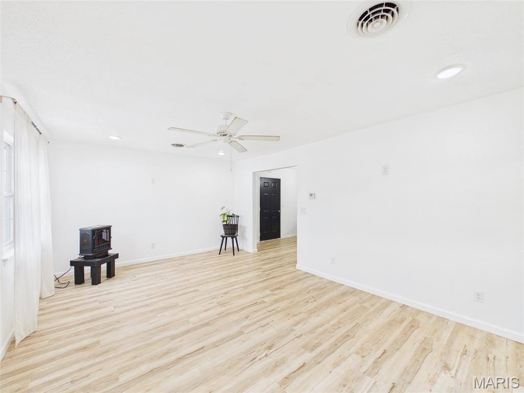 205 North Waller Street, Crocker, MO 65452