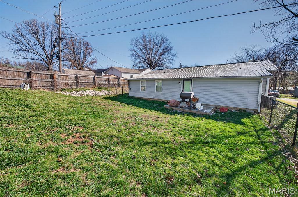 205 North Waller Street, Crocker, MO 65452