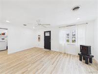 205 North Waller Street, Crocker, MO 65452