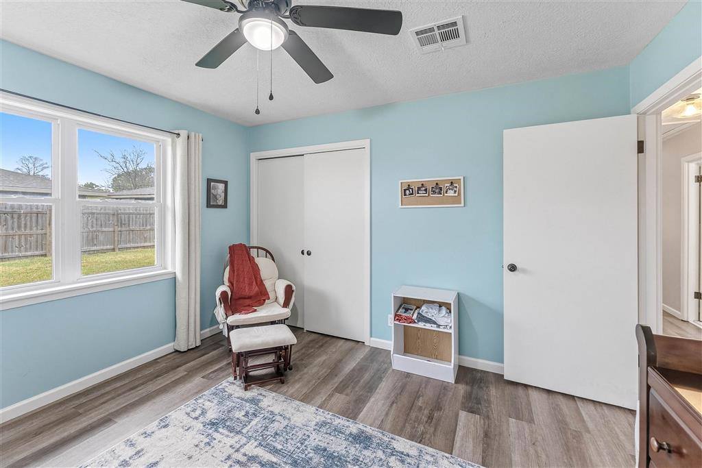 201 Crestwood St Street, Lake Charles, LA 70605