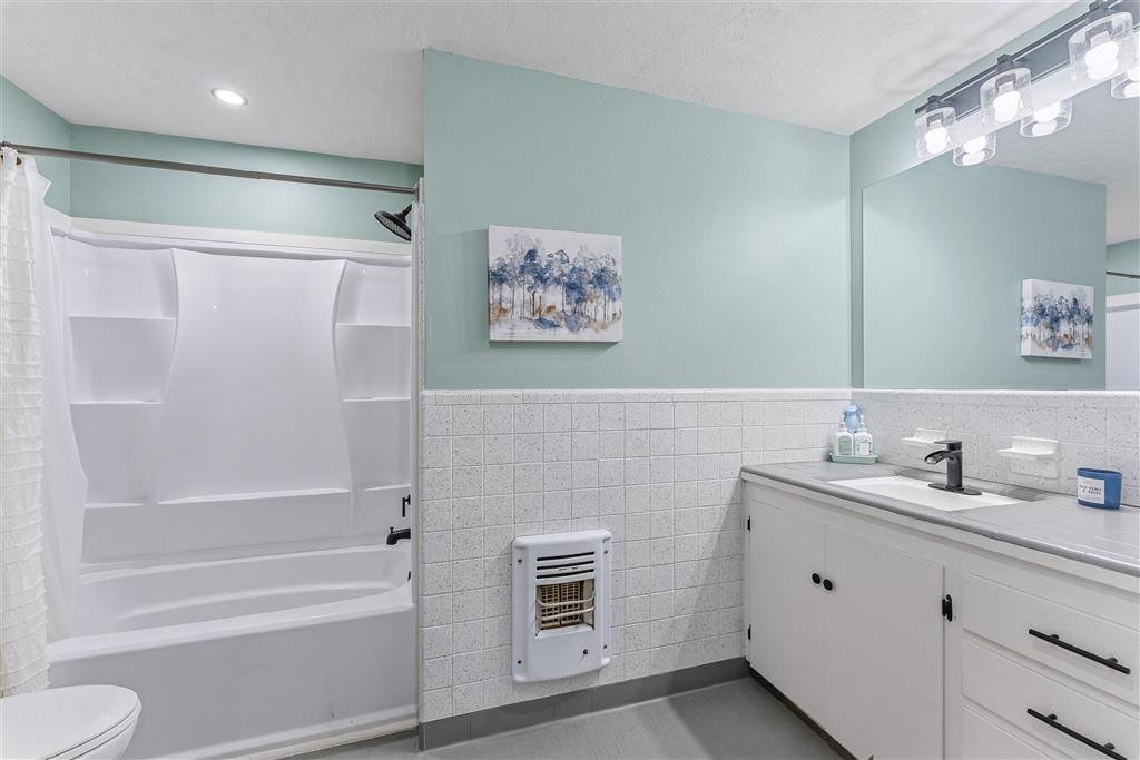 201 Crestwood St Street, Lake Charles, LA 70605