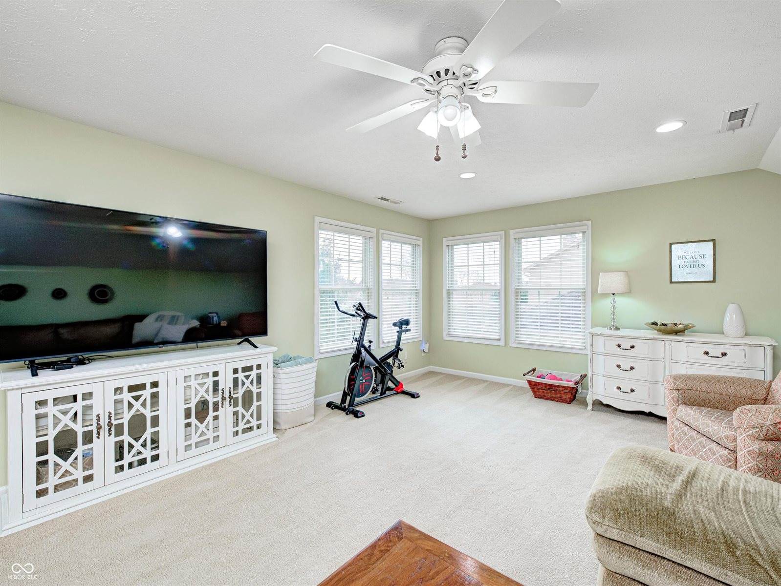 1347 Fir Lane, Avon, IN 46123