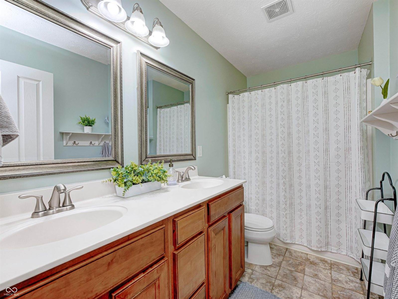 1347 Fir Lane, Avon, IN 46123