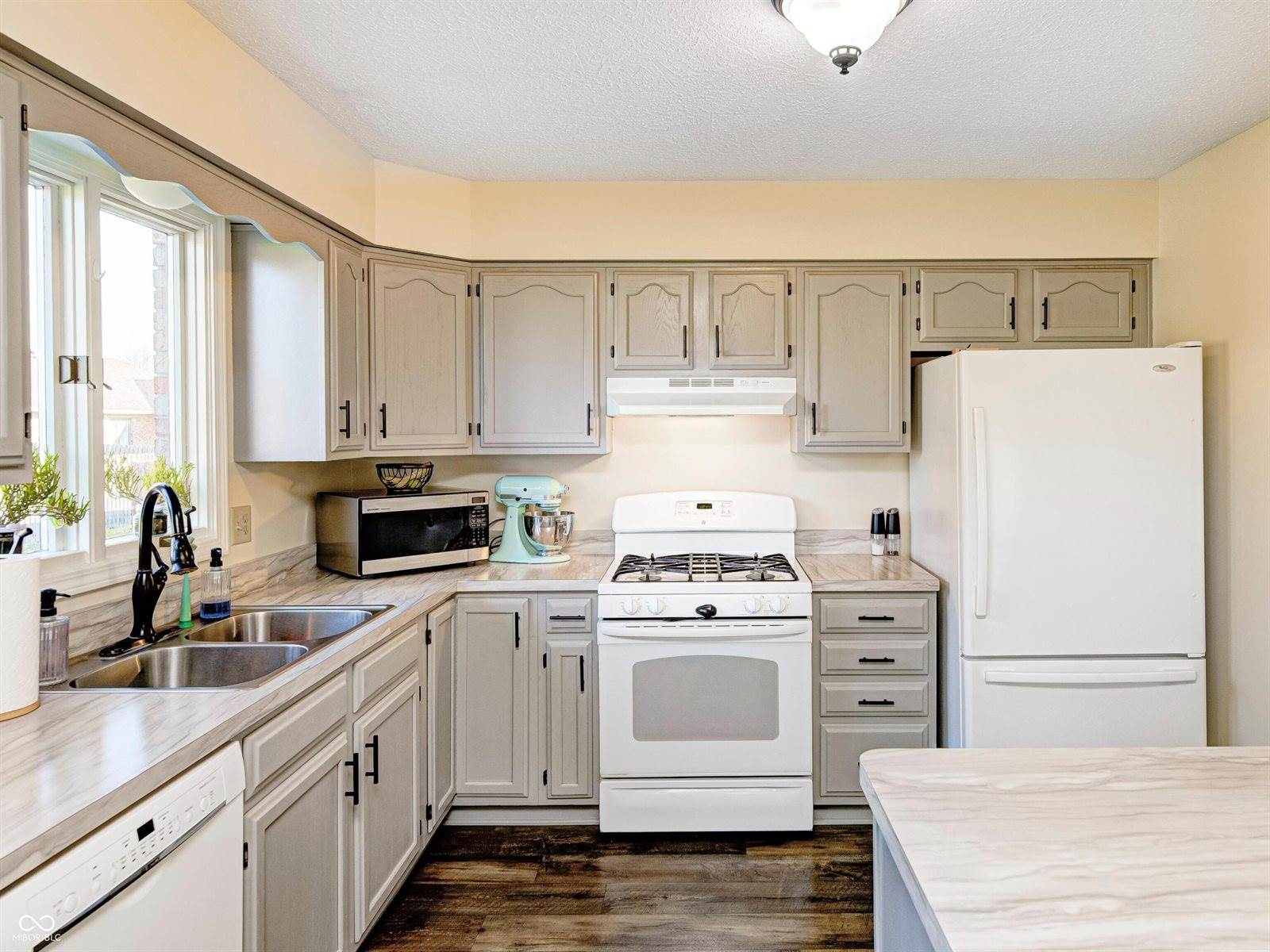 1018 Pamela Drive, Plainfield, IN 46168