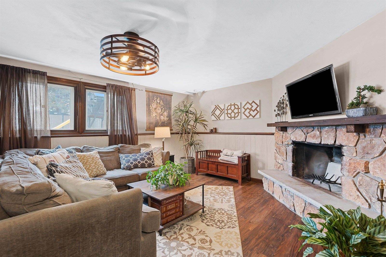 2578 Vicki Lane, Green Bay, WI 54311