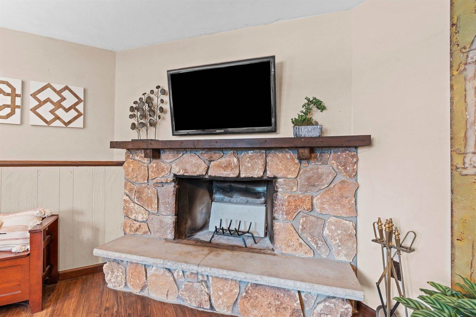 2578 Vicki Lane, Green Bay, WI 54311