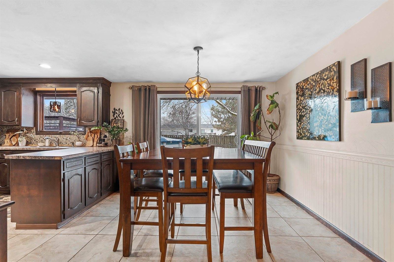 2578 Vicki Lane, Green Bay, WI 54311