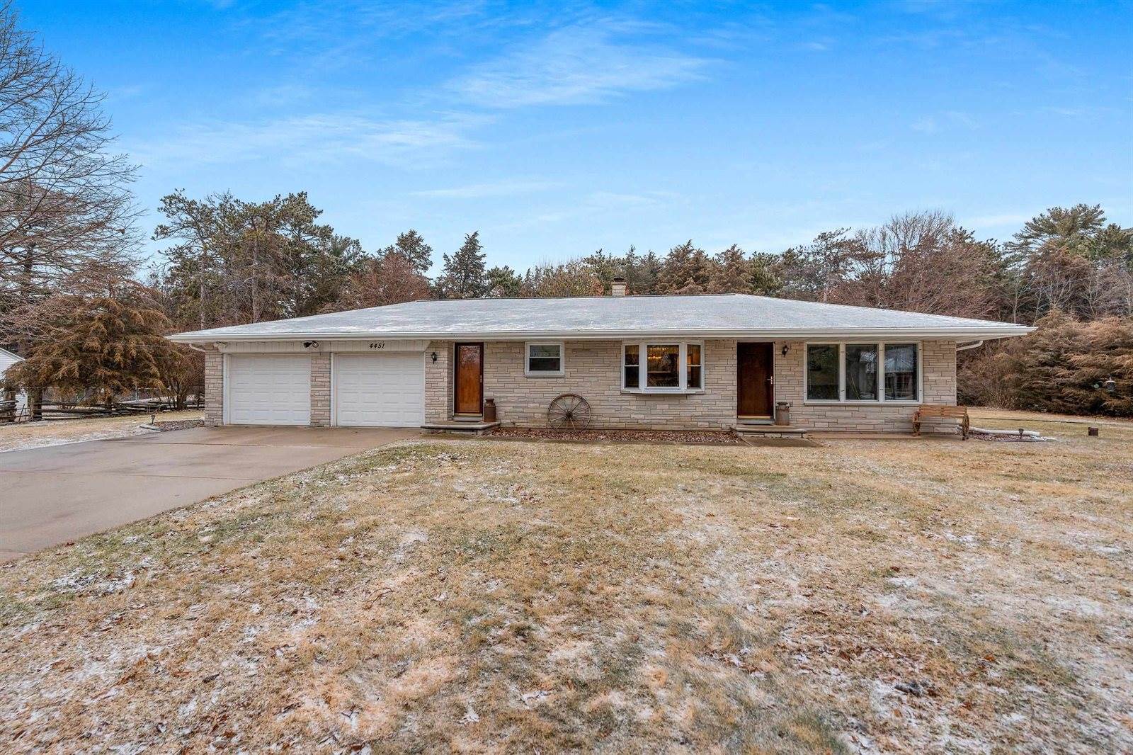 4451 Renier Road, Green Bay, WI 54311