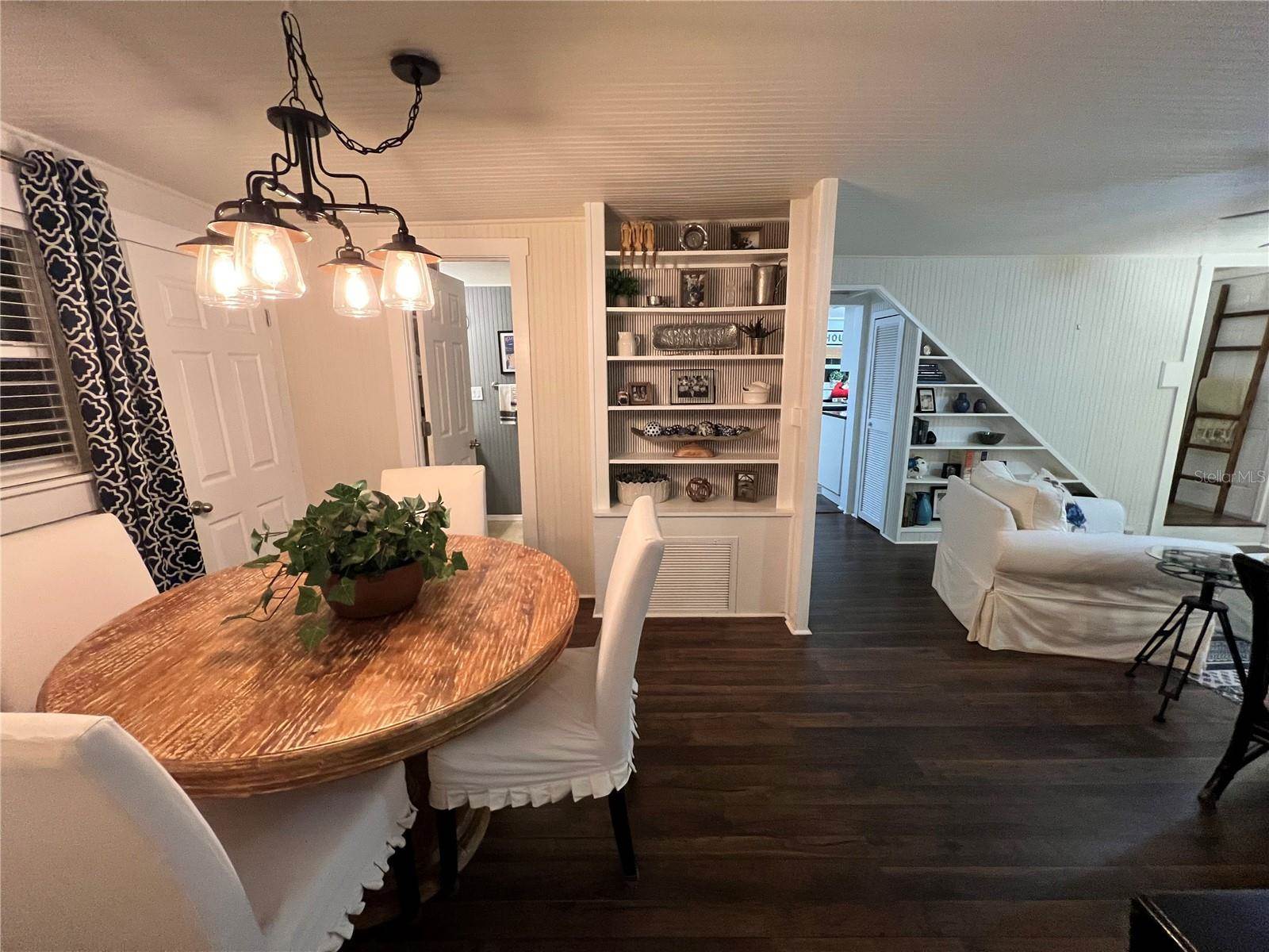 810 North Tremain Street, Mount Dora, FL 32757