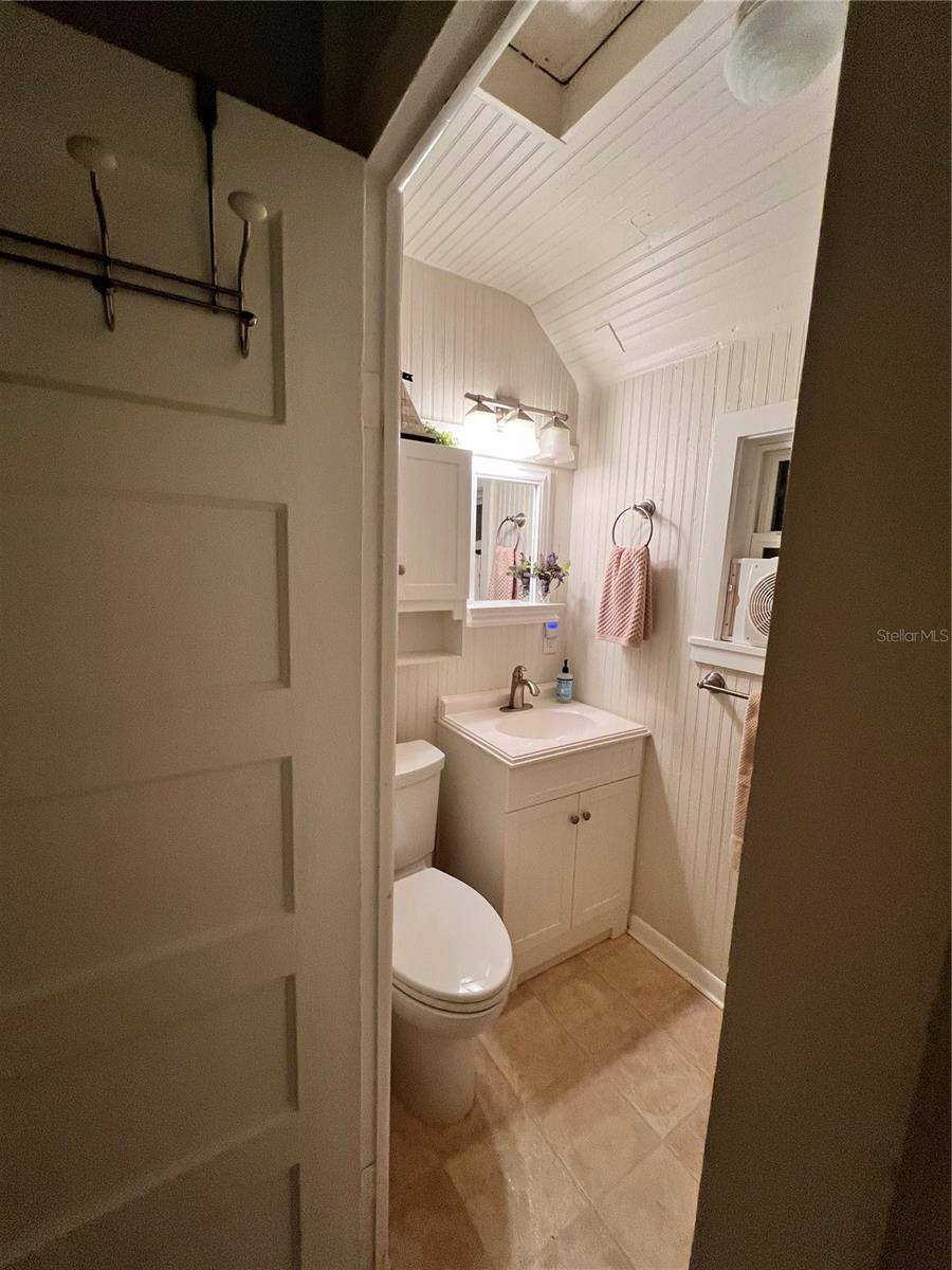 810 North Tremain Street, Mount Dora, FL 32757